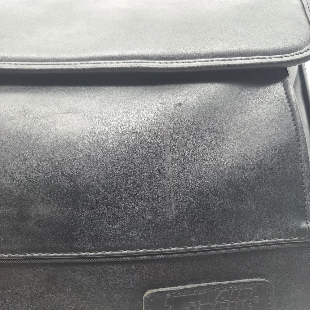 Targus Large Computer Bag Carrying Case Briefcase Laptop Notebook Leather